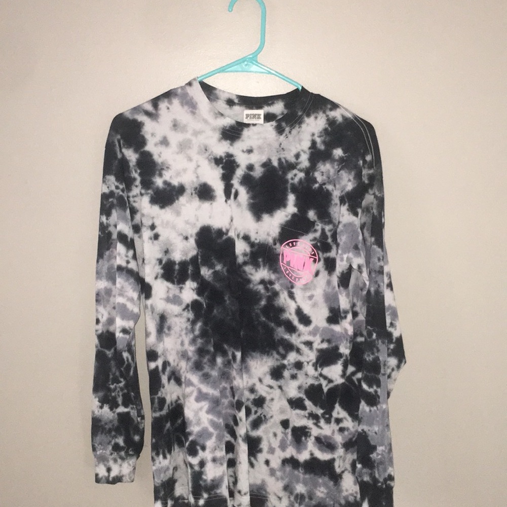 Victoria’s Secret PINK shirt